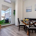 Sunstay Harina Attic דירה